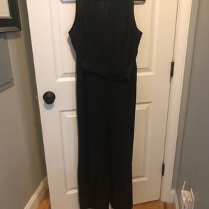 White House Black Market 12p black jumper